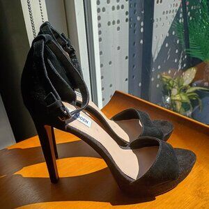 Steve Madden Heels Size 8.5